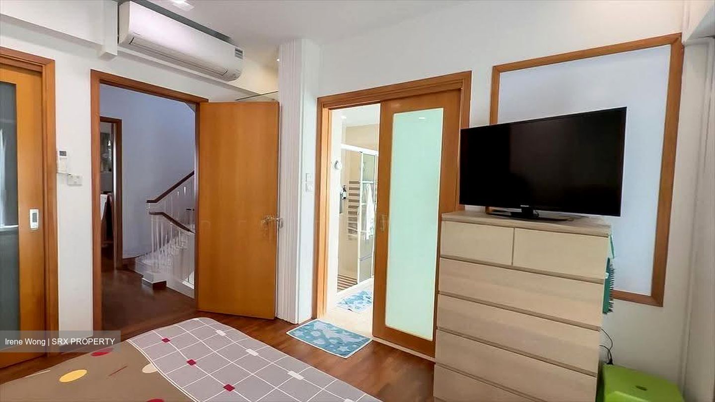 The Shaughnessy (D27), Terrace #622606011